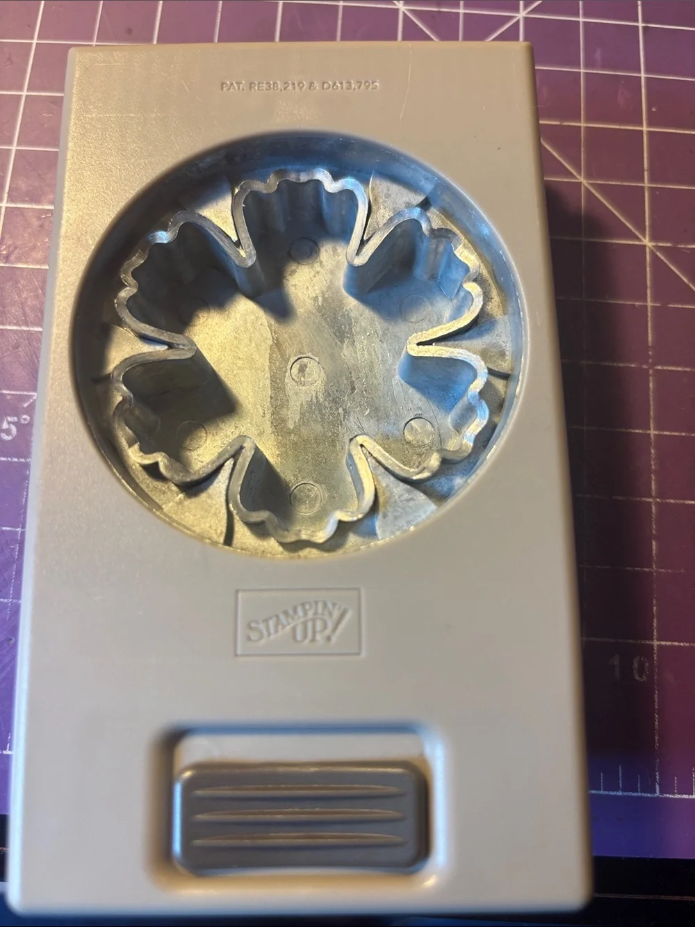 Stampin' Up! Light Gray Floral Punch